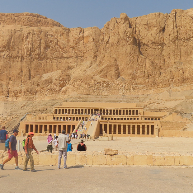 620 pixels placeholder image